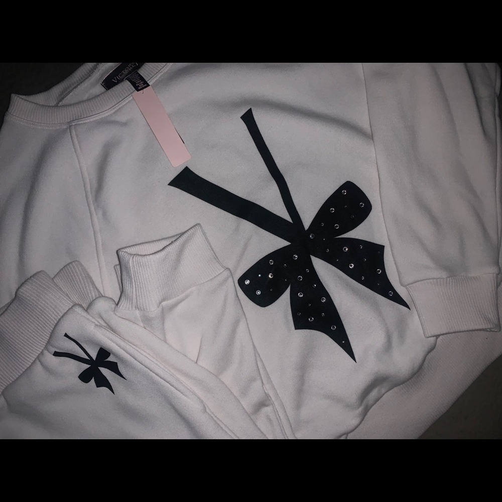 Limited Edition VS PINK Jogging Suit Bling set